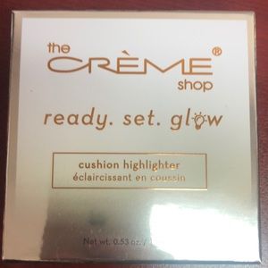 ready.set.glow. cushion highlighter in gold glow